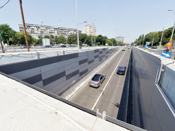 O mare piață din București va fi reconstruită de la zero. Când încep lucrările și unde pot fi găsiți comercianții