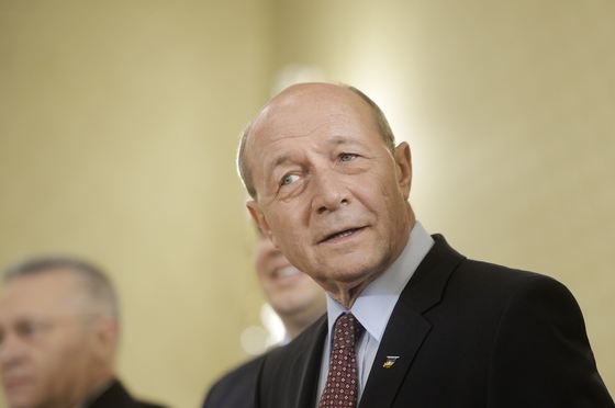 Băsescu, despre pensiile speciale: Eu am pensia mai mică decât a avut-o fostul torționar Ficior