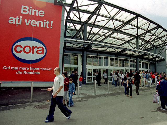 Retailerul franco-belgian Cora anunță că lansează o aplicație mobilă pentru shopping-ul în magazinele lanțului de retail. Ce trebuie să știe clienții