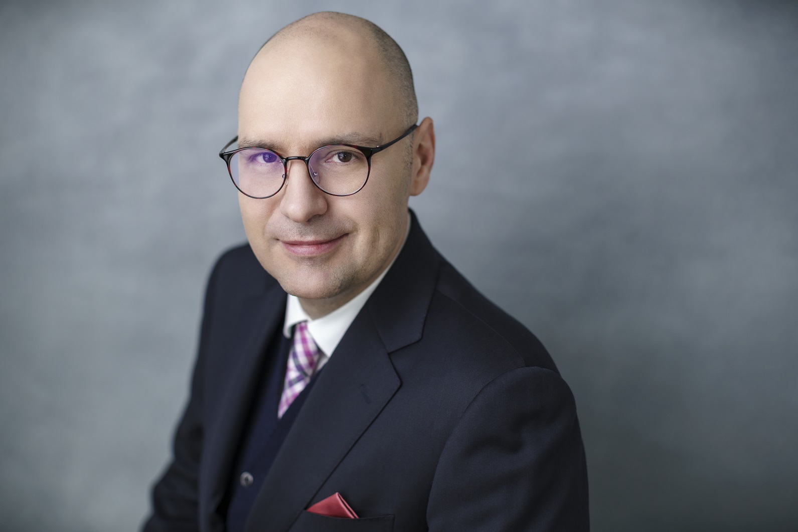 PwC: România ar putea aplica mecanismul de taxare inversă generalizată