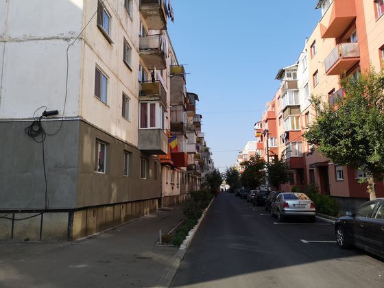 Orașul din România în care drogurile Zombie „bântuie” pe străzi, prin parcuri sau după blocurile gri
