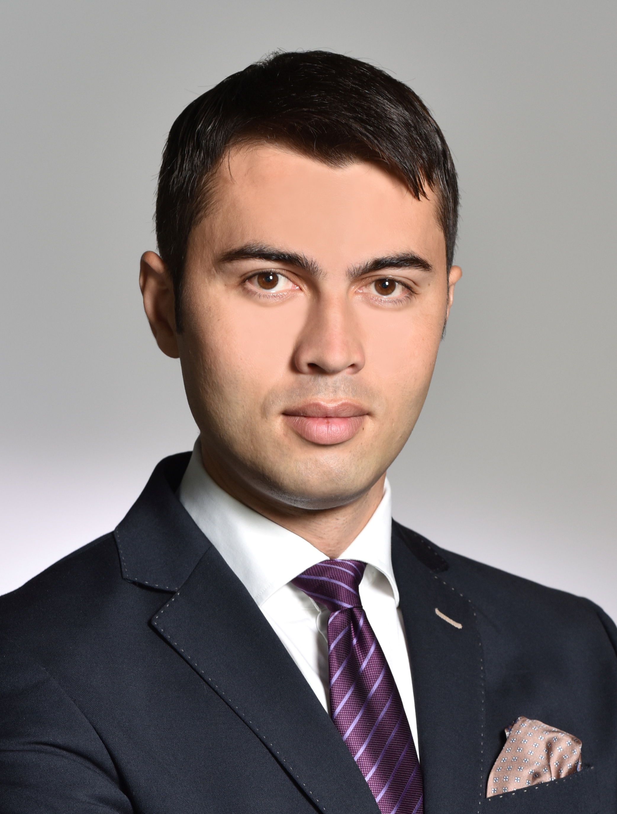 Studiu Valoria: Managerii ajustează perspectiva de creștere a afacerilor în 2018