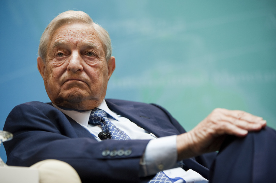 Cum arată soția miliardarului George Soros. Este cu 40 de ani mai tânără - FOTO