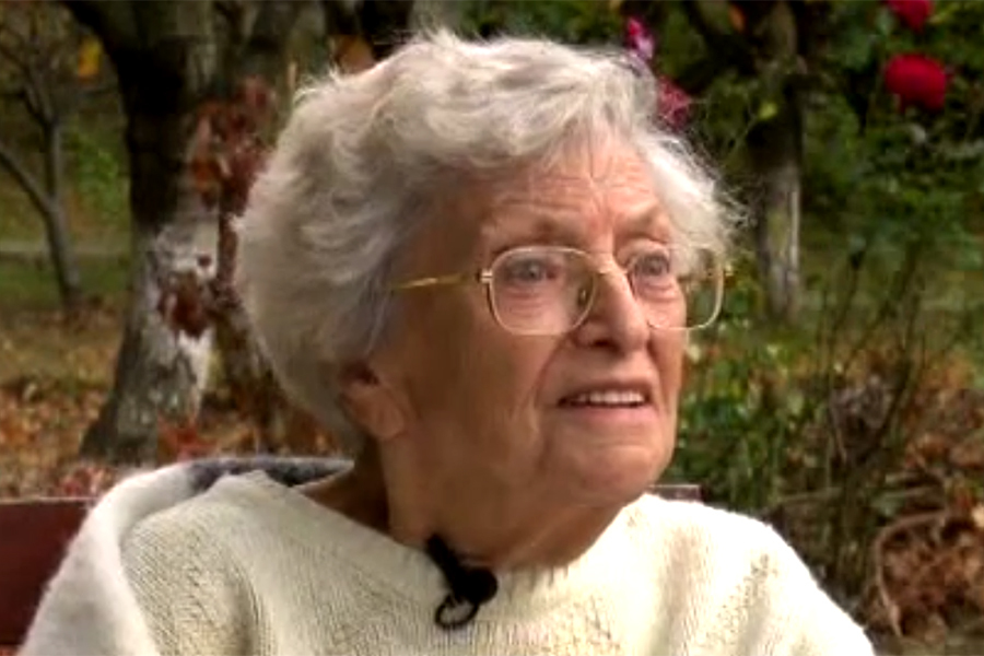 Actrița Draga Olteanu Matei împlinește 85 de ani."Dacă știi să trăiești și să te bucuri de viață, poți să trăiești și sub o ramură de copac"