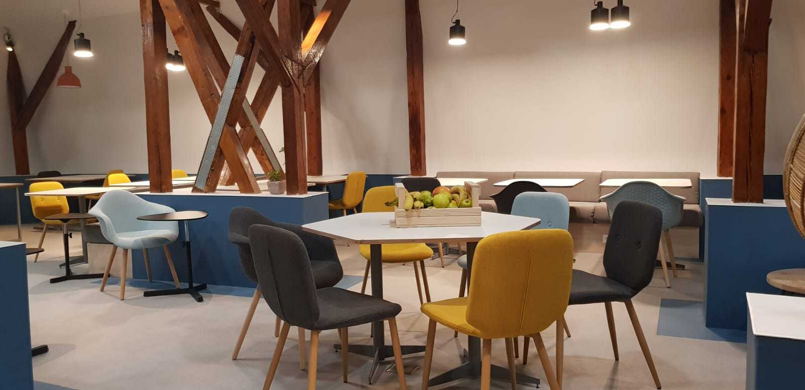 Fondatorii 7card au făcut o investiție de 100.000 de euro pe piața spațiilor de coworking