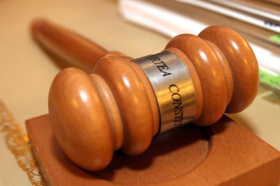 Fostul primar și fostul viceprimar din Mangalia au fost condamnați la câte 3 ani cu suspendare pentru abuz în serviciu