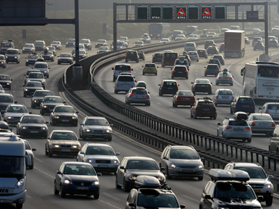 Premieră: Mașinile diesel au INTERDICȚIE pe o autostradă din Europa