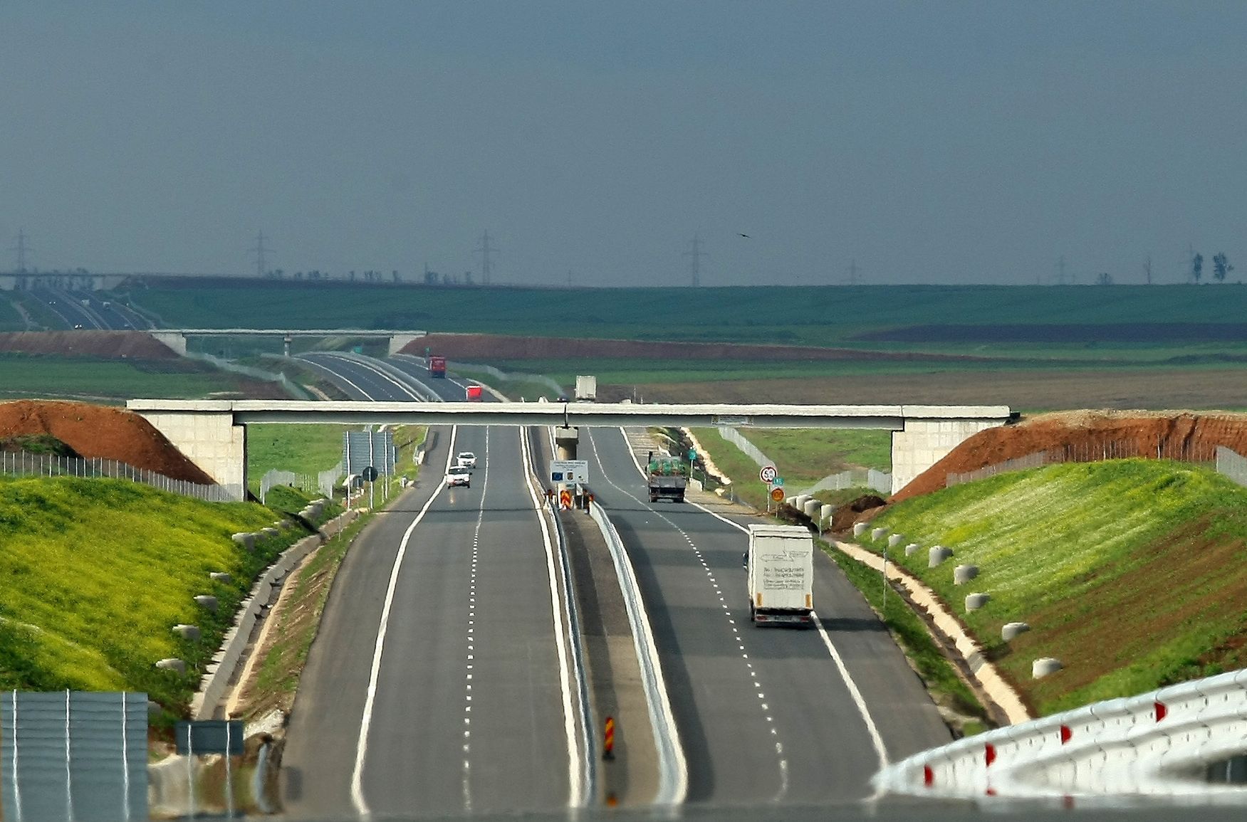 România poate avea sute de kilometri de autostrăzi!! Omul pe care PSD îl vrea ministru la Transporturi a găsit SOLUȚIA salvatoare să avem autostrăzi