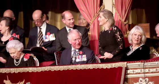 Prințul Charles, omul care va deveni rege, în cele din urmă, împlinește 70 de ani. O persoană arogantă care ar putea fi cel mai bine pregătit rege din istoria Marii Britanii