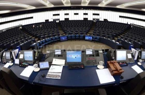 REZOLUȚIA Parlamentului European. În textul care va fi adoptat marți este condamnată intervenția poliției din 10 august. Cele 13 RECOMANDĂRI pentru România