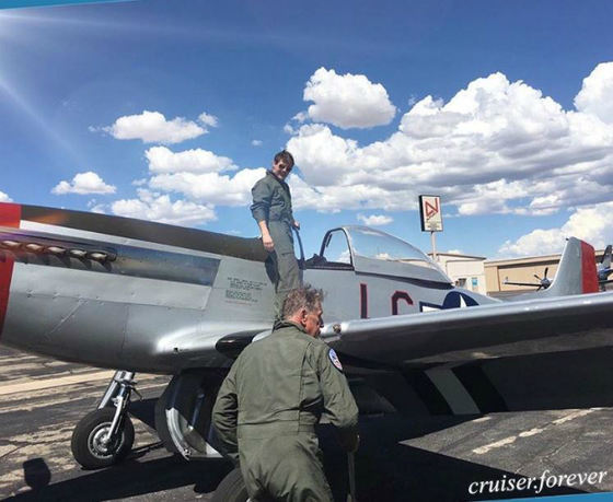Tom Cruise amână filmările pentru "Top Gun 2" pentru a învăța să piloteze avioane de vânătoare