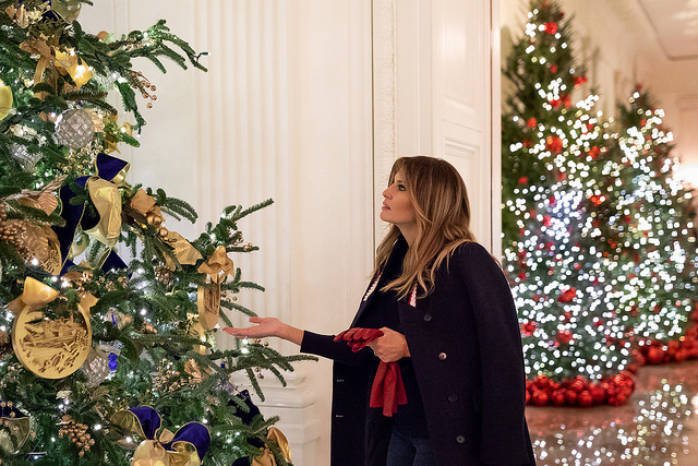 Casa Albă, pregătită de sărbători! Cum a decorat Melania Trump - FOTO