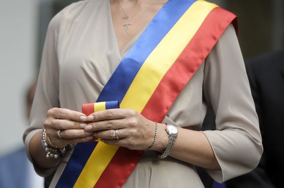 Locuitorii unui sat din județul Galați își acuză primarul de genocid, pentru că apa nu e potabilă | FOTO