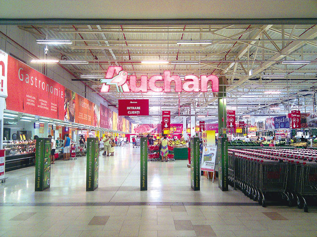 Cum și-au diversificat francezii de la Auchan businessul din România. De la hipermarketuri la rețea multiformat, magazine de haine, drogherii, restaurante și livrare la domiciliu