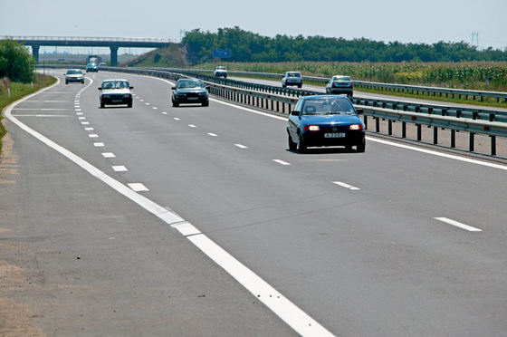 Lucrări de „plombare” pe autostrăzile A1 Bucuresti – Pitești și A2 București - Constanța. Traficul, redirecționat