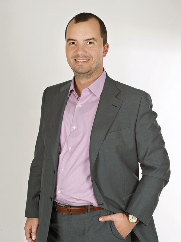 Bogdan Putinică, vicepreședinte senior / ENEA Software: „E ideal să începi o afacere în România când ești tânăr. Dacă vor să reușească, tinerii trebuie să se arunce cu capul înainte.