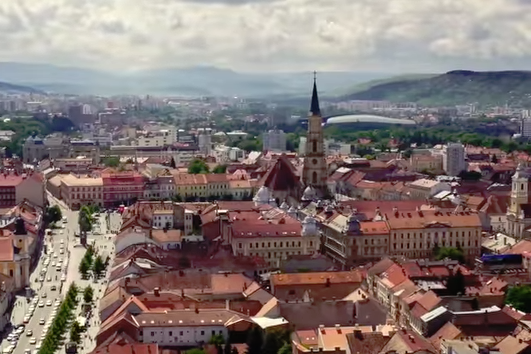 București versus Cluj: Unde e mai bine să traiești și să-ți deschizi o afacere