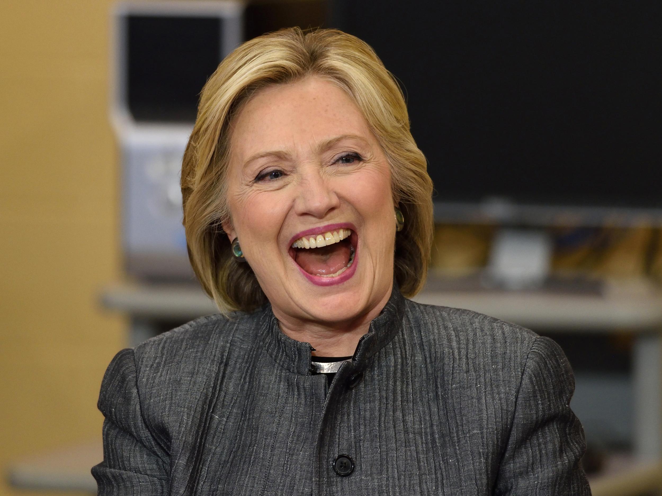 "Știu cum e să candidezi pentru un loc destinat bărbaților": Ce mesaj i-a trimis Hillary Clinton unei fetițe de 8 ani