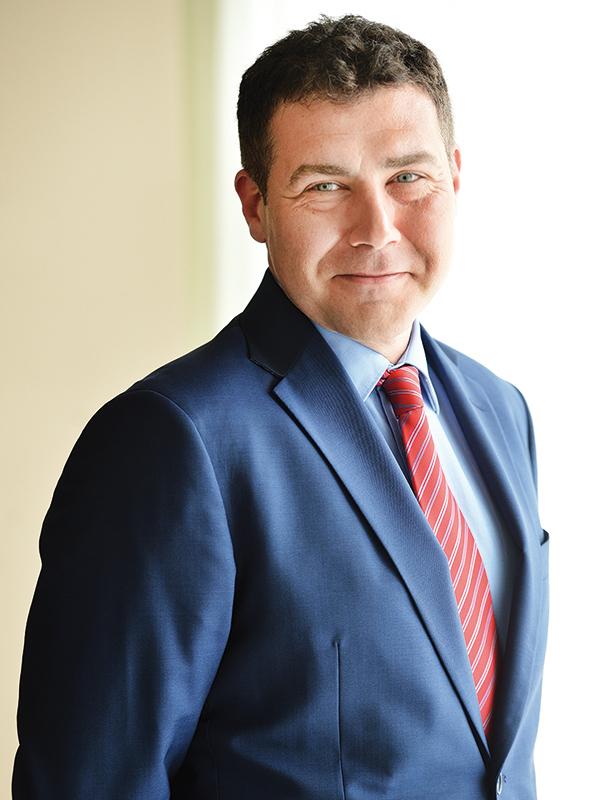 Cosmin Vladimirescu,country manager / Mastercard România: "Munca este importantăः liderul trebuie să fie liantul inițial al echipei, după care trebuie să fie catalizatorul relațiilor dintre o