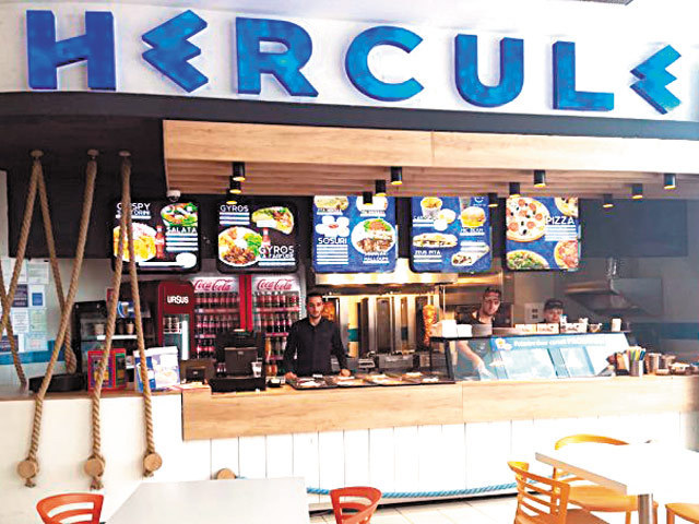 Un antreprenor român a fondat un concept de restaurant cu specific grecesc de tip tavernă. Cum puteți să vă deschideți un restaurant Hercule în franciză