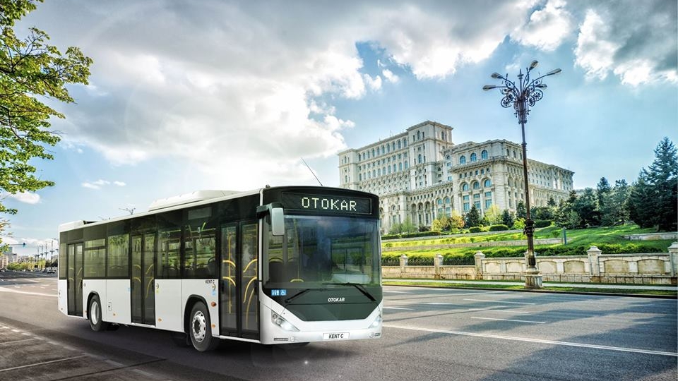 Primăria Capitalei anunță verificări la toate autobuzele Otokar după ce unul dintre ele s-a inundat