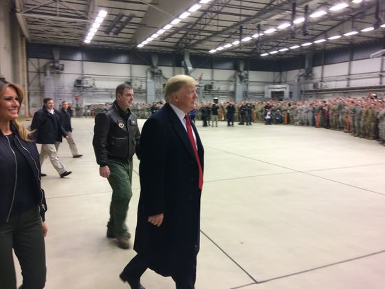 Donald Trump a făcut două vizite surpriză în Germania