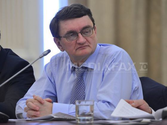 Avocatul Poporului consideră discriminatorii indemnizațiile acordate copiilor cu boli grave în funcție de vârstă și sesizează CCR