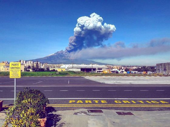 UPDATE: Bilanțul seismului din Sicilia a ajuns la aproximativ 30 de răniți. Epicentrul, în zona Vulcanului Etna, care a ERUPT recent