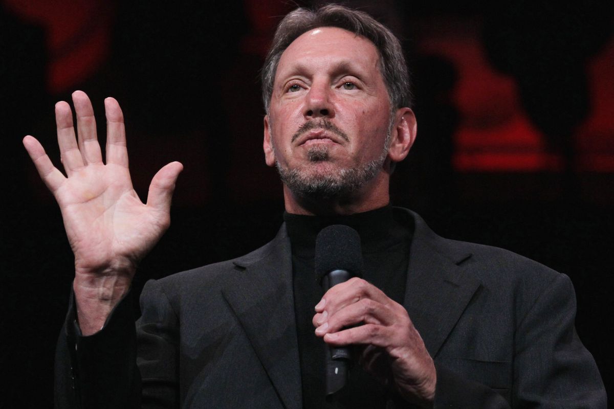 Chiar și titanii vor o bucățică din plăcinta lui Musk: Larry Ellison, veteranul tehnologiei care a fondat Oracle, deține 3 milioane de acțiuni Tesla