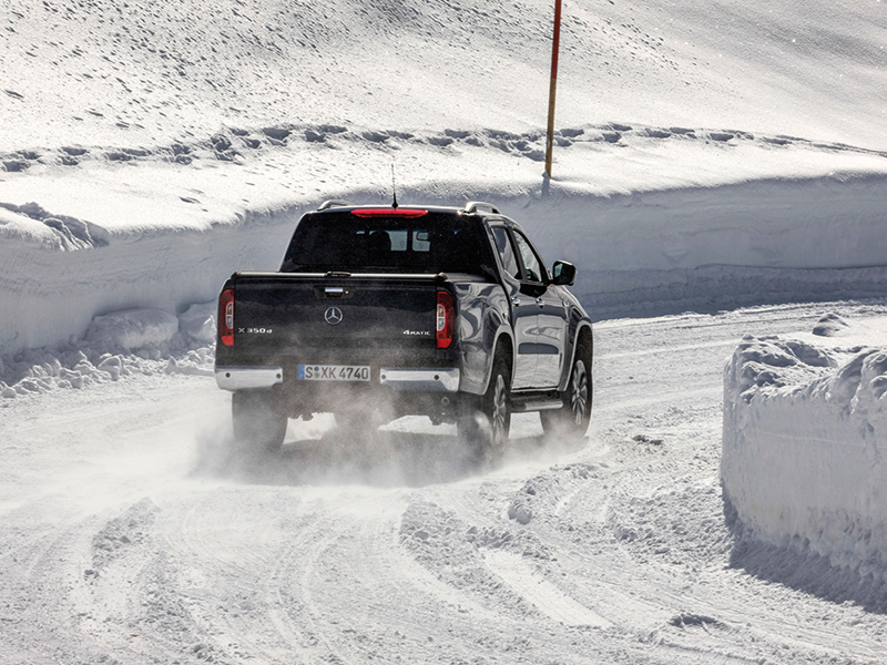Drive test X-Class: un pick-up cu accente premium