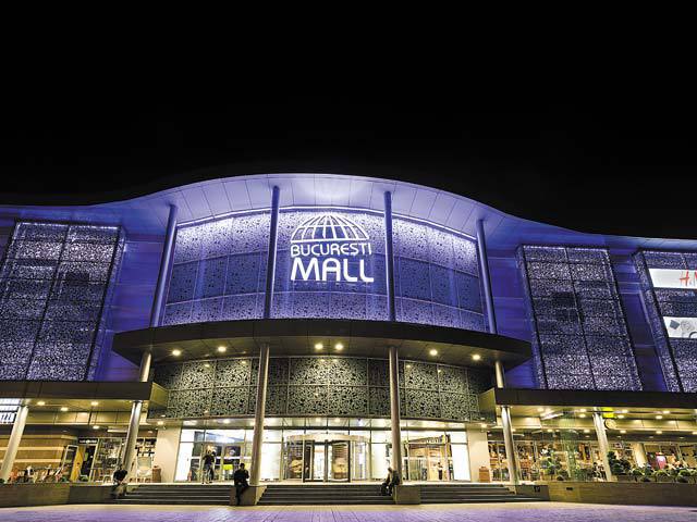 Unde dai și unde CRAPĂ: Lovitură de proporții pentru Selgros, Dacia sau dezvoltatorii de mall-uri din România