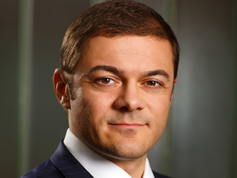 Alex Milcev, EY: Taxa pe activele bancare nu e doar o măsură fiscală, ci e ceva ce afectează economia și stabilitatea finanaciară a sectorului. Unele bănci s-ar putea să aibă probleme de solv
