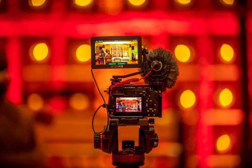 Premieră în lume: Un cunoscut festival de film introduce un premiu de gen neutru