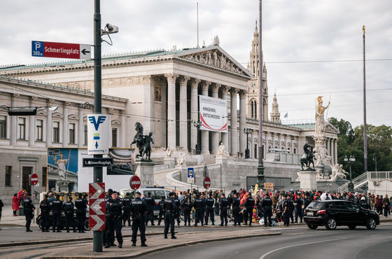 CE lansează procedura de sancționare a Austriei din cauza alocațiilor copiilor imigranților