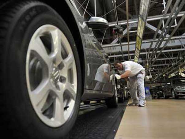 Volkswagen, cea mai mare fabrică de automobile și cel mai mare angajator din Slovacia, vrea să concedieze sute de angajați slovaci, pentru prima dată după criză