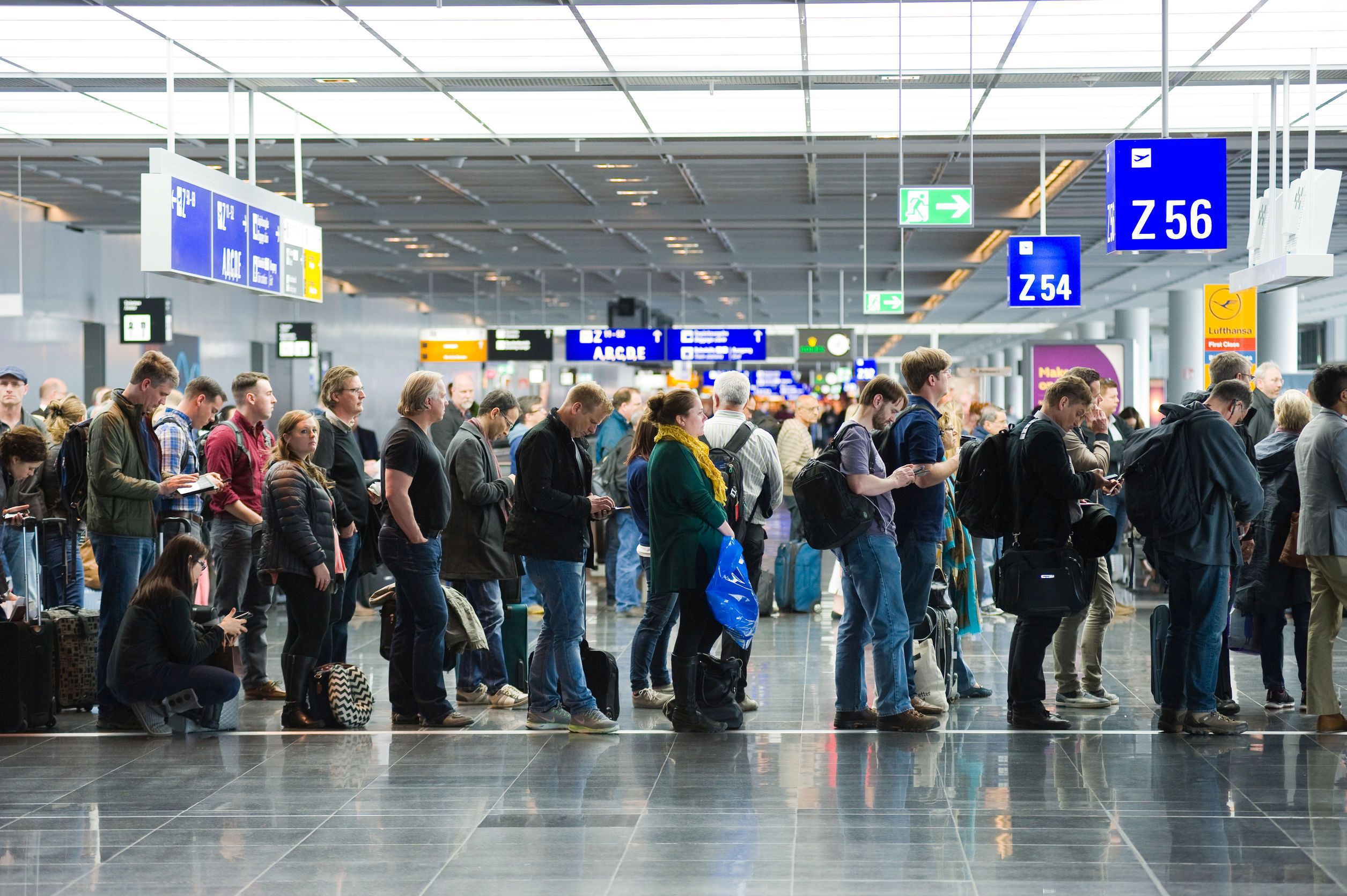 Operatorul aerian Germania a intrat în faliment. Ce se întâmplă cu zborurile