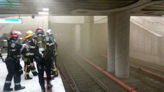 Incident la METROU. Călătorii, evacuați din stația Dristor 1. Dintr-o garnitură a ieșit fum