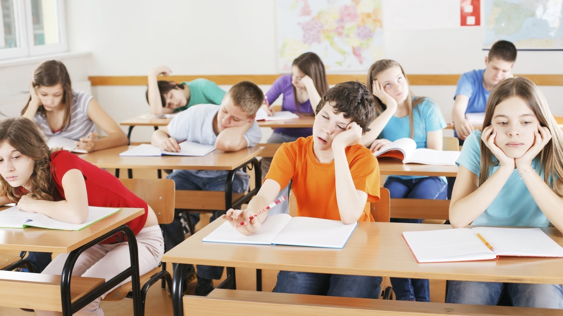 Problema de matematică de clasa a 3-a pe care 99% dintre adulți NU știu să o rezolve. Este dintr-o culegere din România. Tu reușești?