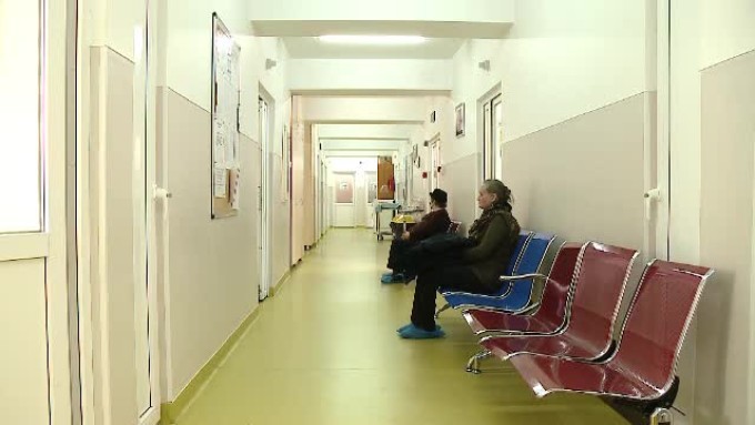 Un medic i-a restituit unei bâtrâne plicul cu bani: ”Sunt plătit pentru munca mea”