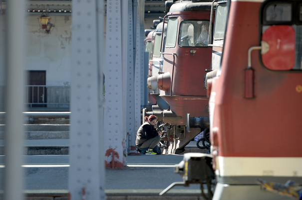Noul ministru al Transportului vrea schimbarea conducerii CFR