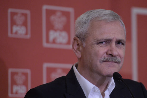 Dragnea, atac furibund la moldoveanul cu un metru de autostradă: Putea să doneze banii. E circ