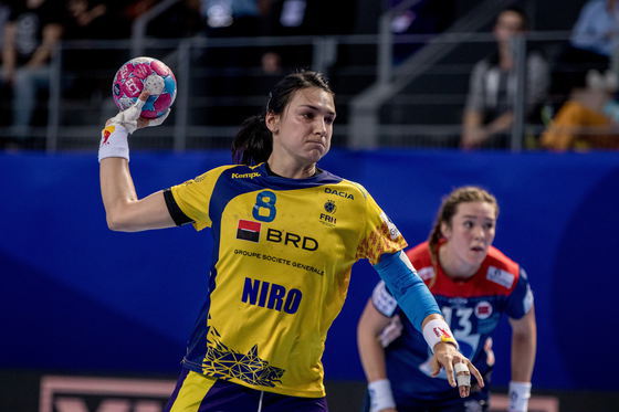 Cristina Neagu a fost desemnată cea mai bună handbalistă a lumii pentru a patra oară
