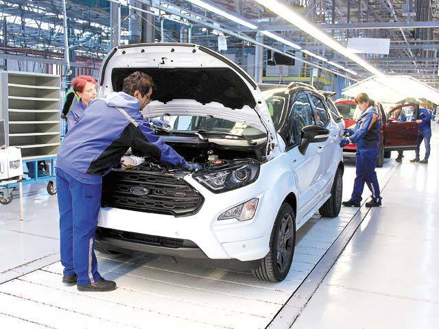 Industria auto din Rusia se clatină: Americanii de la Ford pleacă de pe piața auto rusă, închid trei fabrici și anunță „pierderi semnificative” de locuri de muncă
