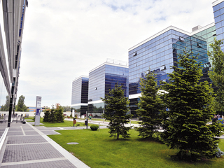 RE/MAX Grup de Lux se extinde în trei orașe, schimbând managementul și viziunea
