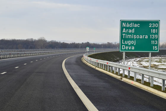 Autostrada Transilvania: 80 de kilometri într-un deceniu și sectoarele date în folosință separate între ele
