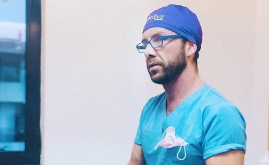 Percheziții la Direcția de Sănătate Publică București, în cazul lui Matteo Politi: Funcționari, acuzați că i-ar fi dat parafă medicului fals