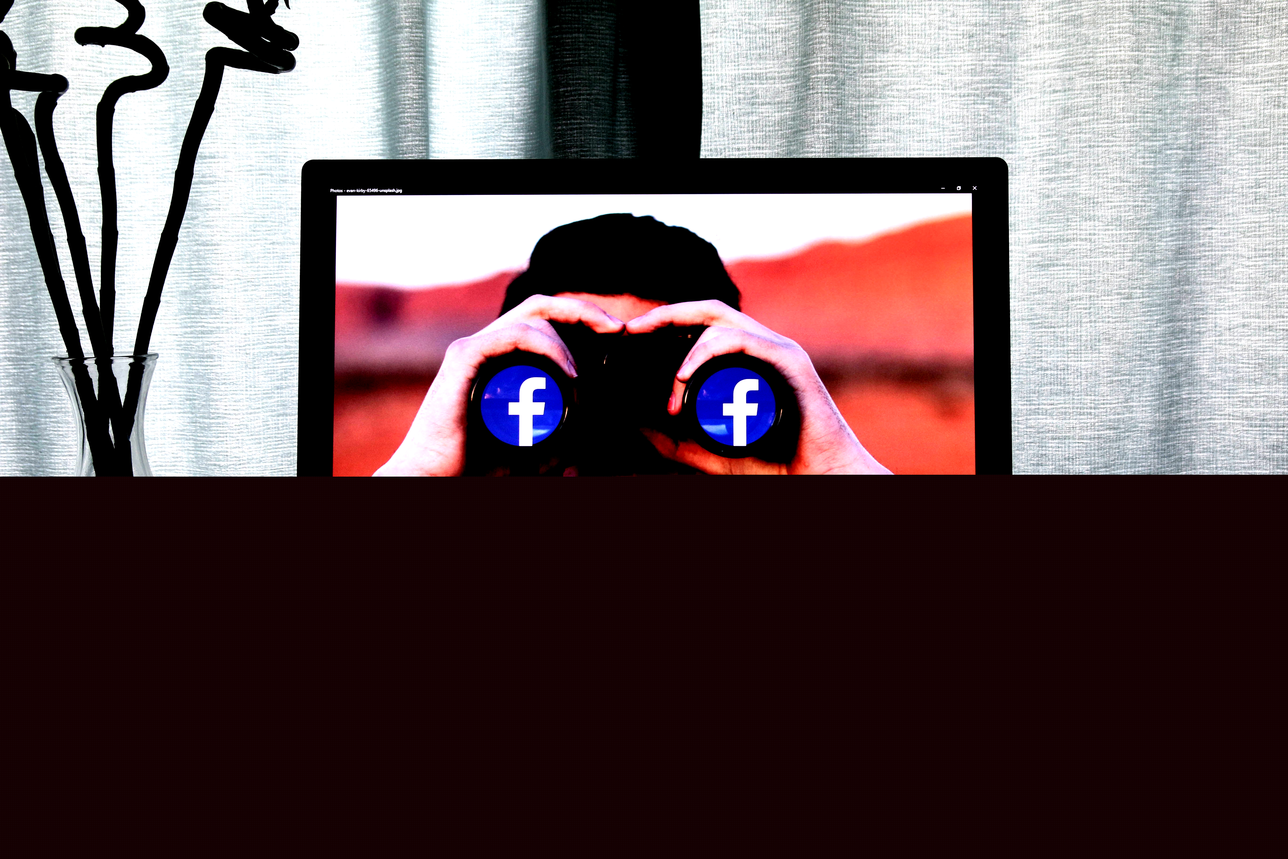 Avertisment fără pregedent făcut de unul dintre oamenii care a creat WhatsApp: ȘTERGEȚI Facebook-ul
