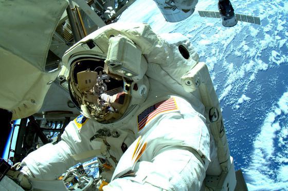 Prima misiune exclusiv feminină în afara Stației Spațiale, anulată. Problema RIDICOLĂ întâmpinată de NASA