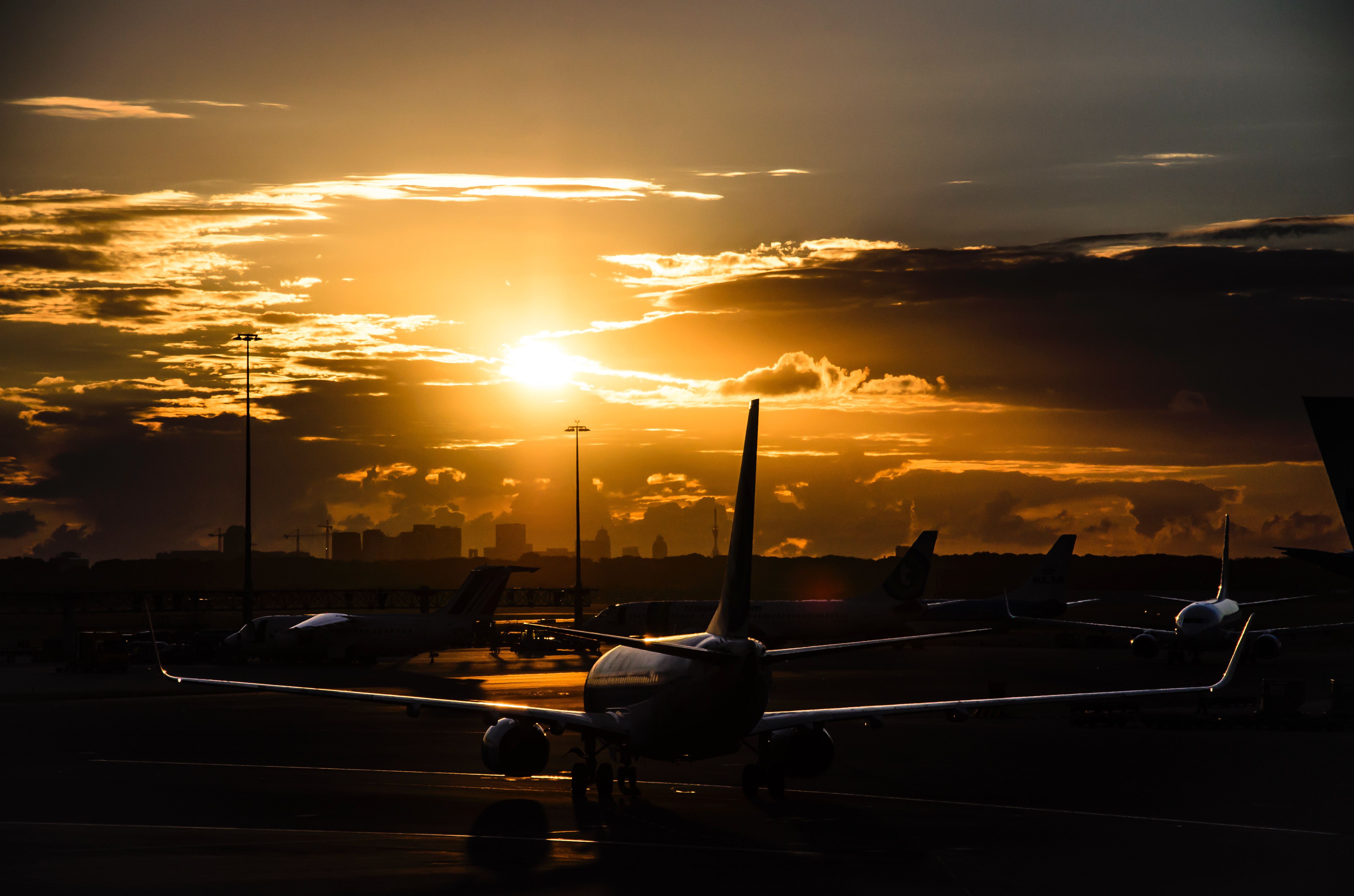 Decizie EXTREMĂ luată de un stat european: au interzis accesul unui model Boeing în spațiul aerian