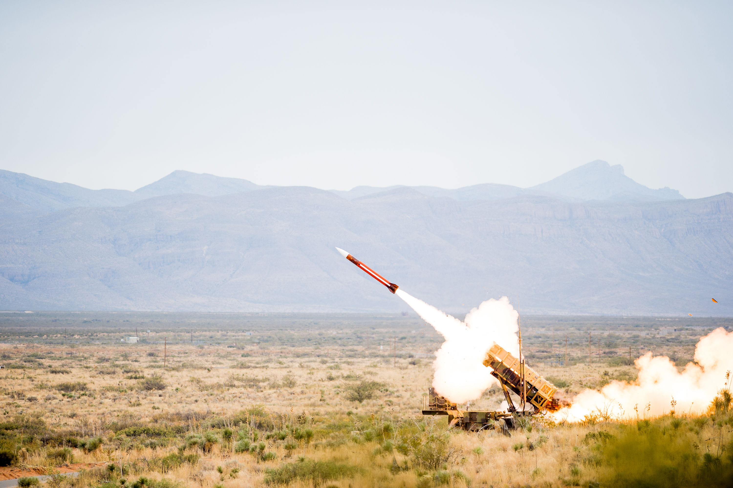 Guvernul va cumpăra noi interceptoare pentru sistemul de apărare aeriană Patriot